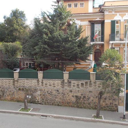 לינה וארוחת בוקר רומא Domus Citta Giardino מראה חיצוני תמונה